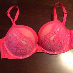 V.S VERY SEXY PUSH UP BRA